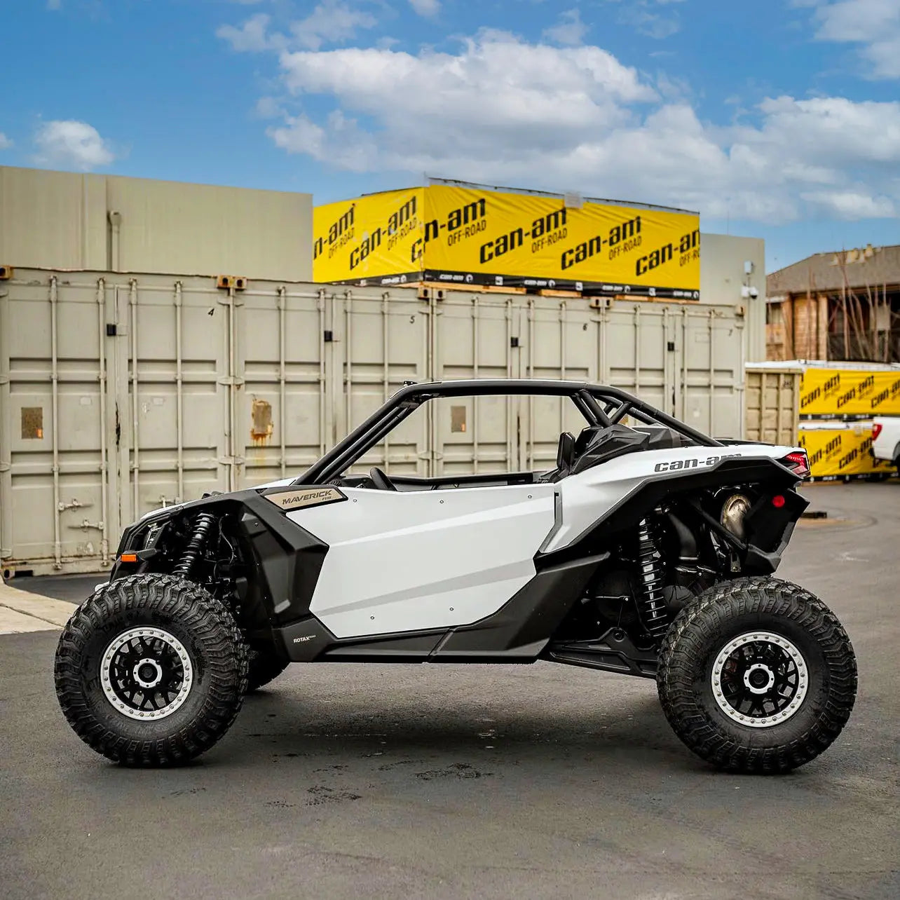 Can-Am Maverick X3 Hi-Bred Door Kit V2 Side View