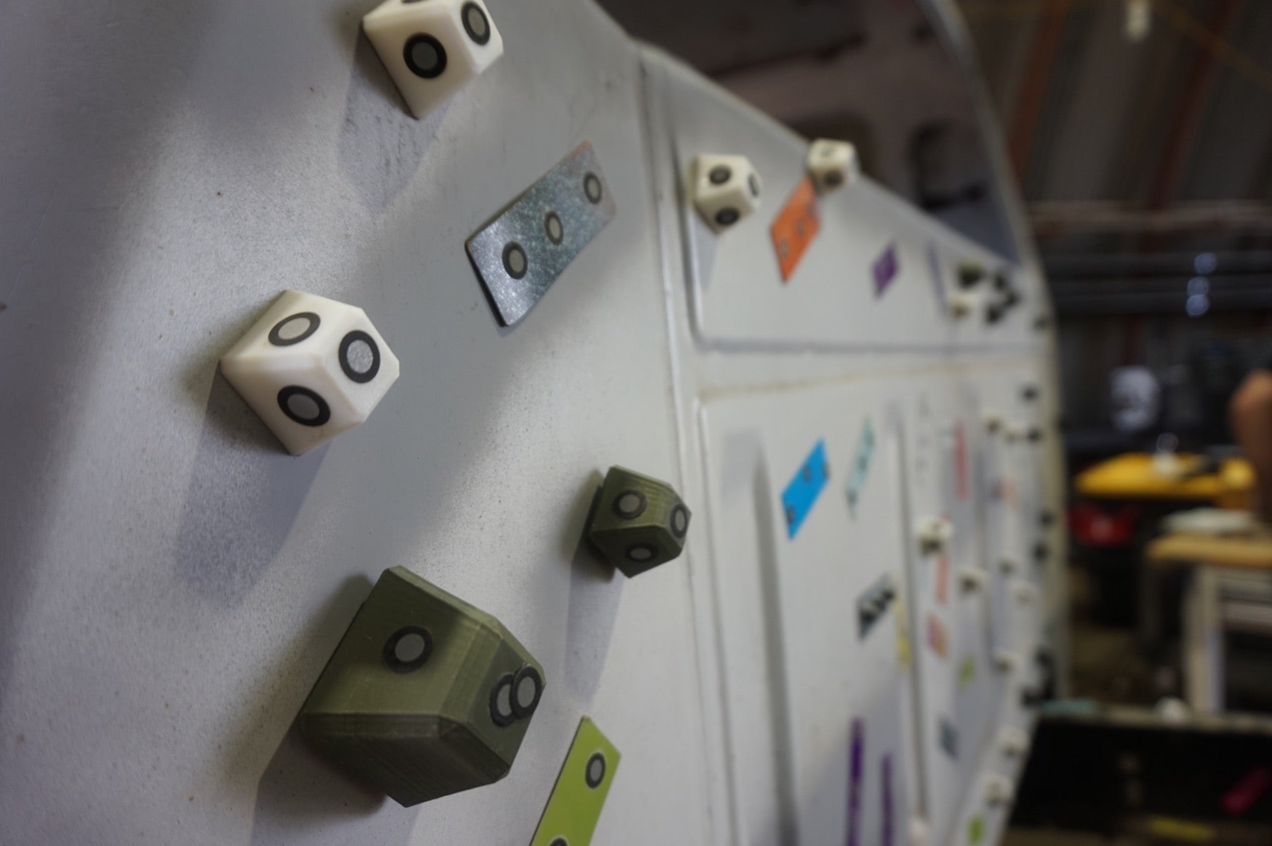 3D scanning marker detail on vehicle body