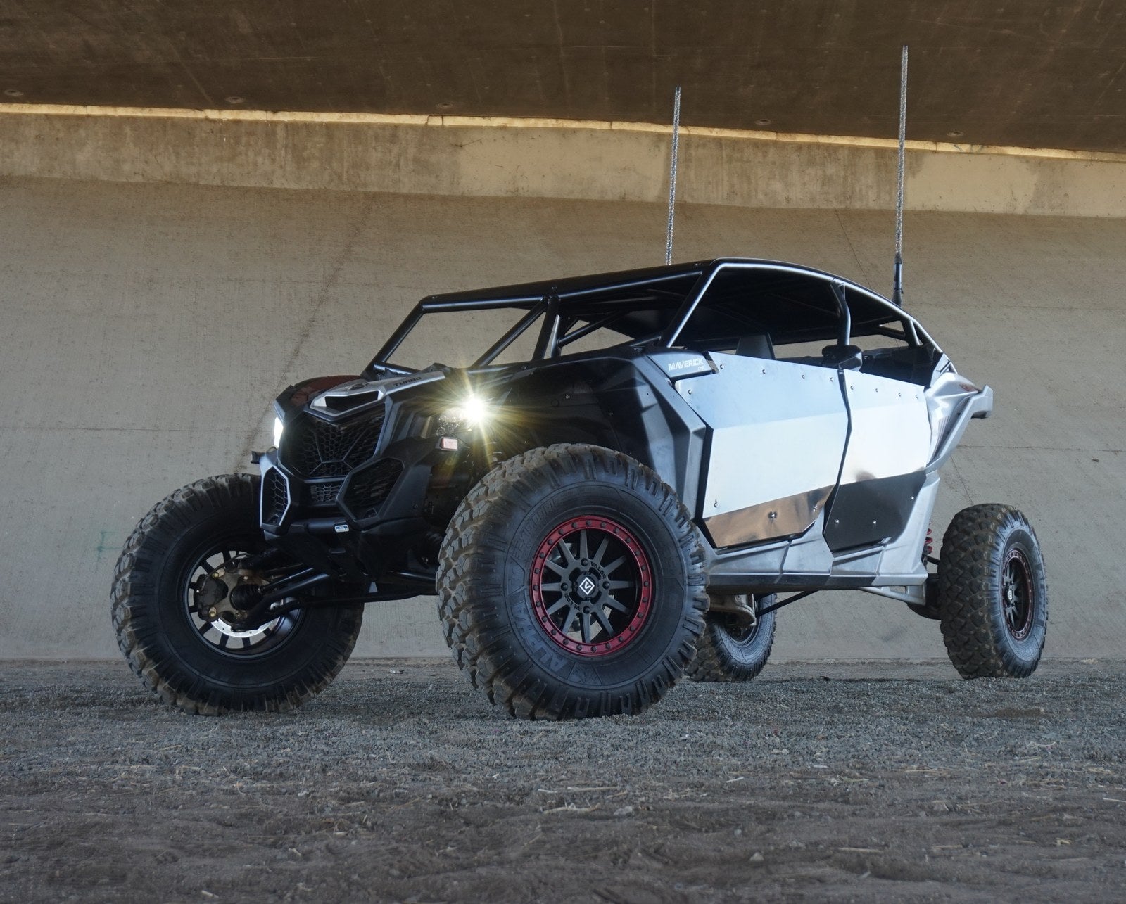 Can-Am Maverick custom UTV roll cage